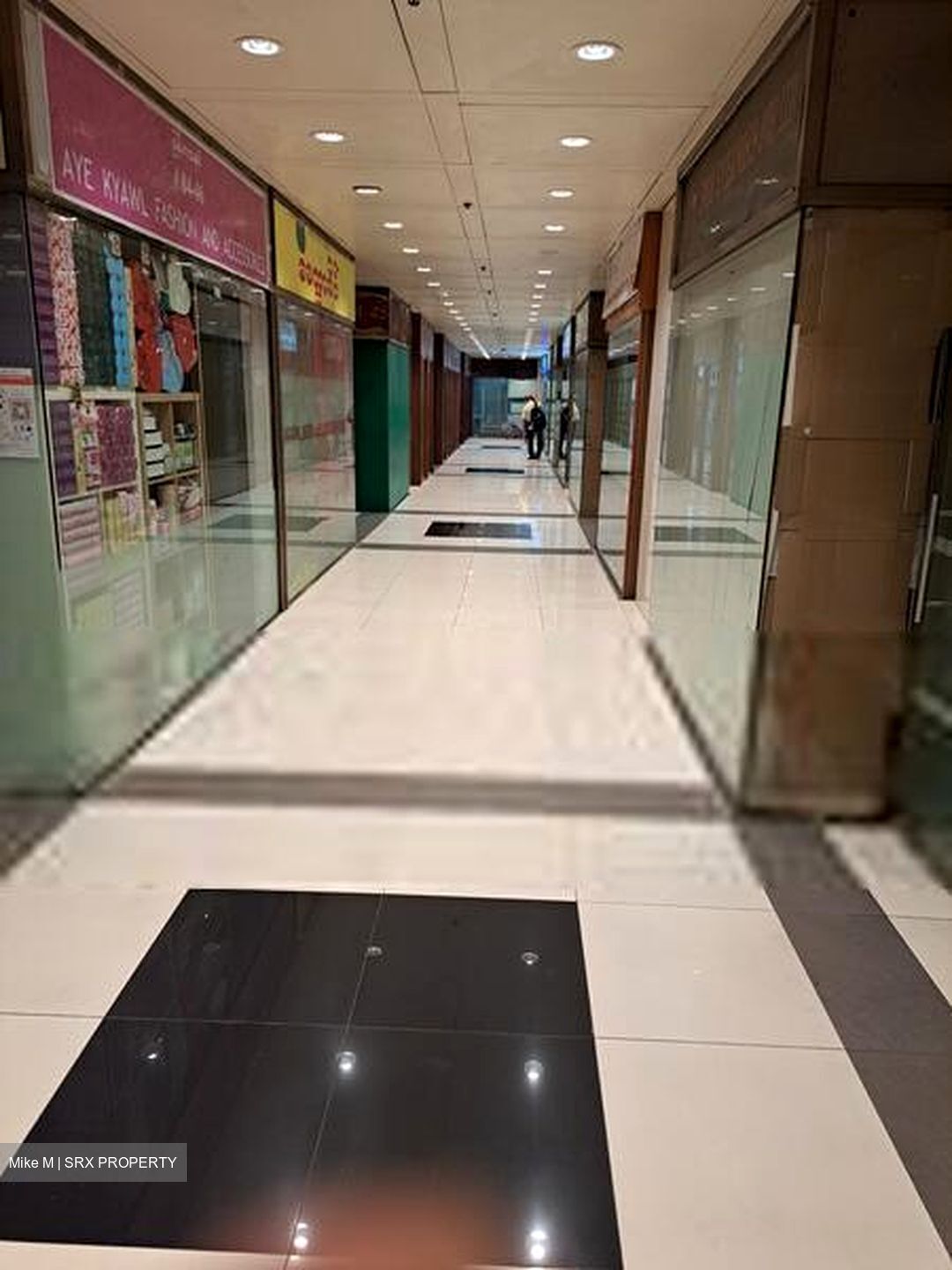Peninsula Plaza (D6), Retail #453342411